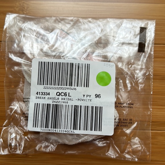 Victoria's Secret Soft White I DO Ruffle V-String - Picture 7 of 7